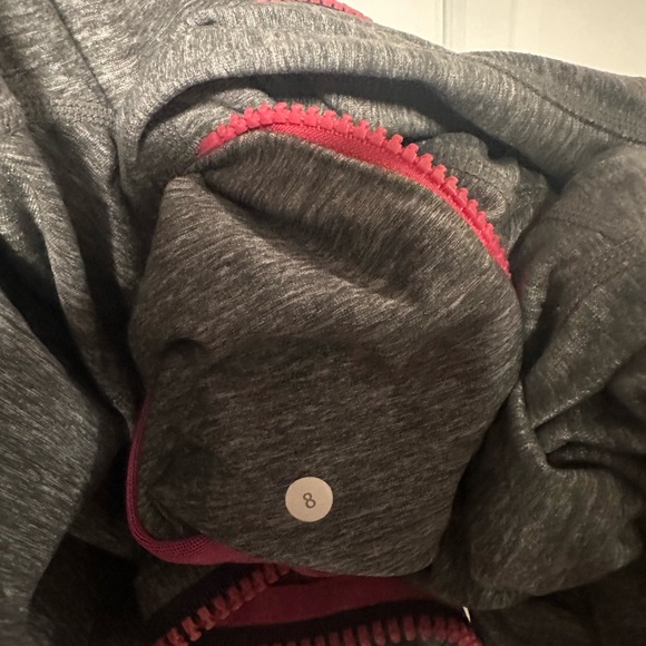 Lululemon Define Jacket * Cuffins, gray with Pink Accents Zippers, sizer 8 - Picture 3 of 4
